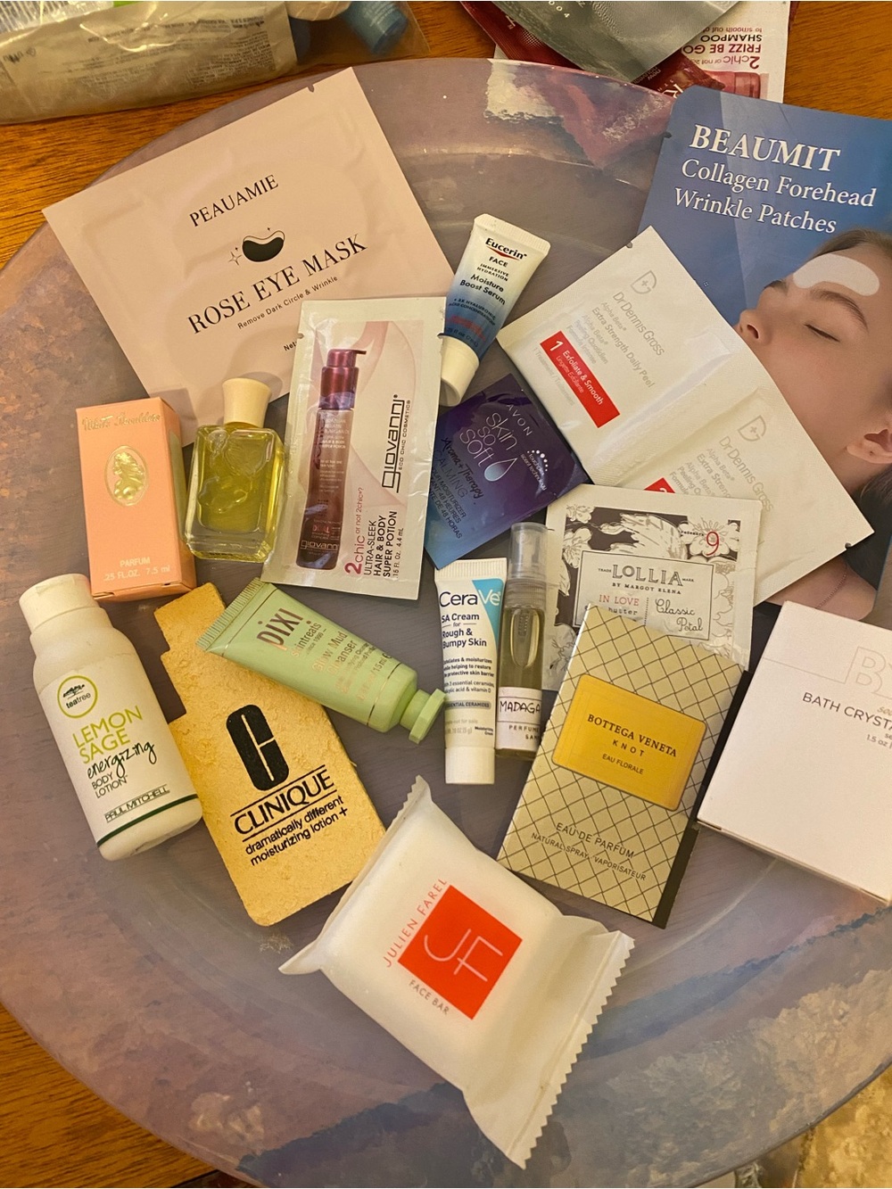 Clinique Sample Set — Pink, White & Yellow Accents